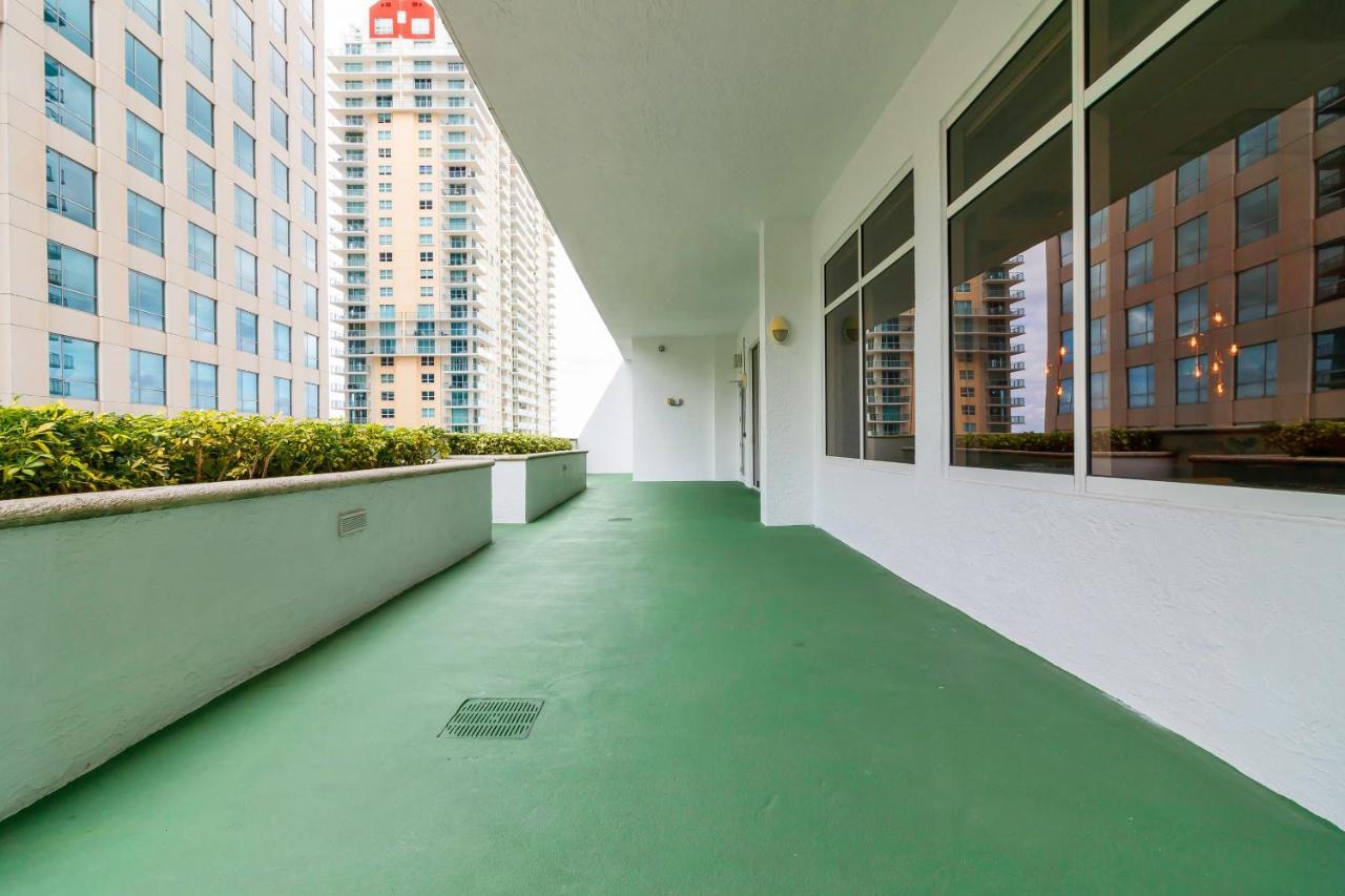 The Club At Brickell Bay Luxury Suites Miami Ngoại thất bức ảnh
