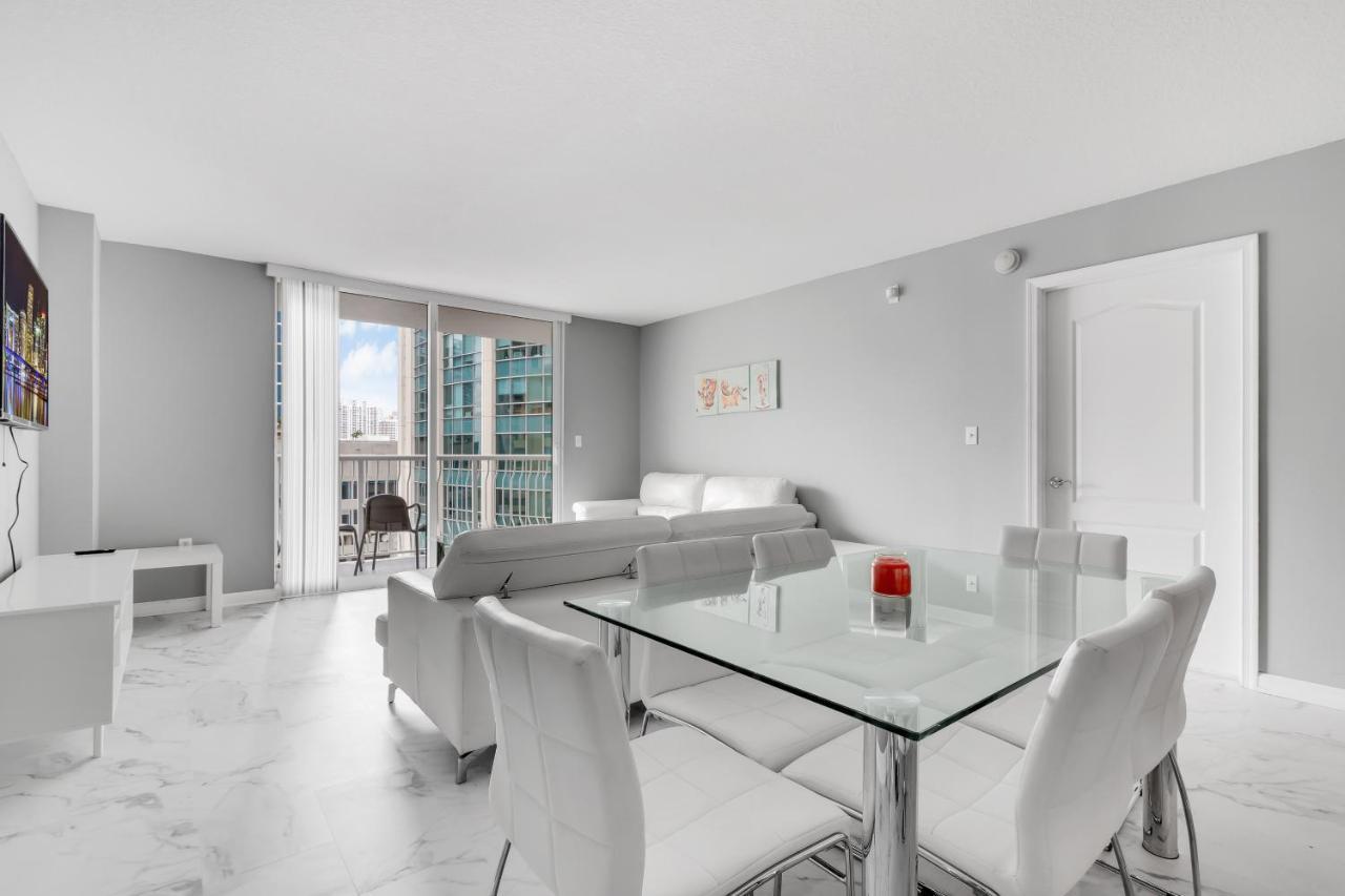 The Club At Brickell Bay Luxury Suites Miami Ngoại thất bức ảnh
